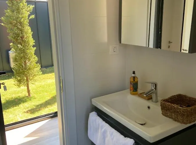 Kairos Hotel 4*