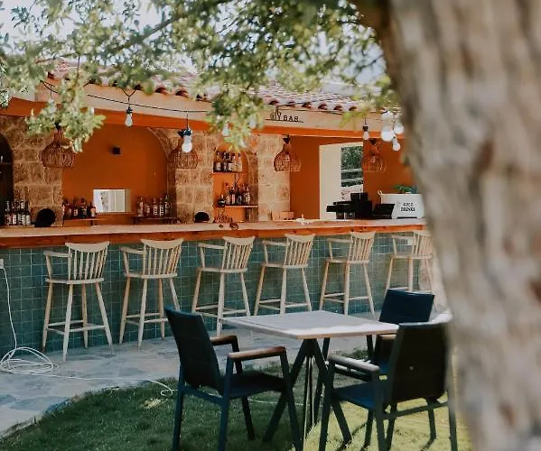 Kairos Hotel