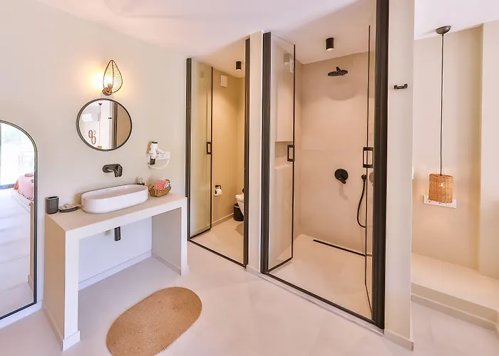 Отель Kairos 4*