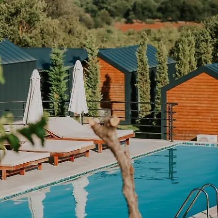 Kairos Hotel 4*